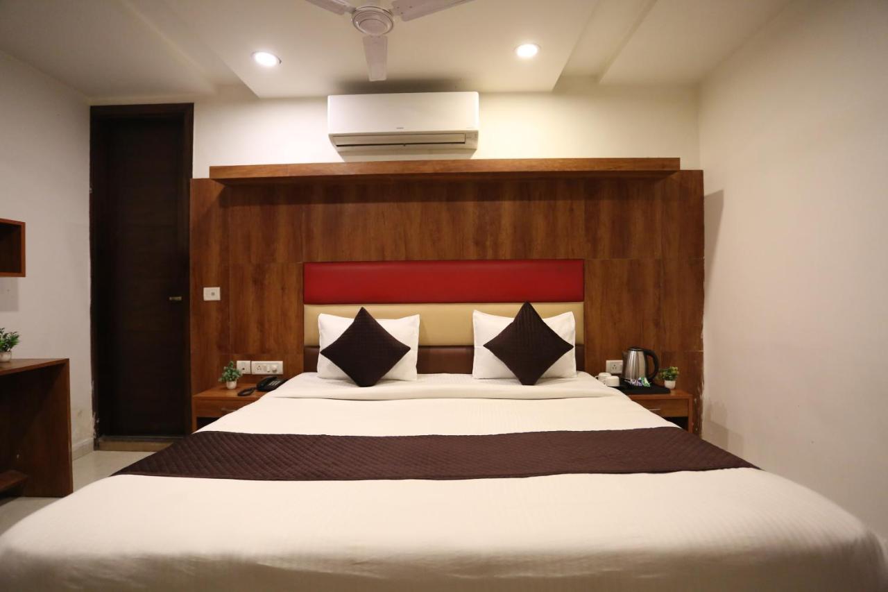 Hotel Sm Suits Near Delhi Airport-Unit By Grand Urban Luxury Nowe Delhi Zewnętrze zdjęcie