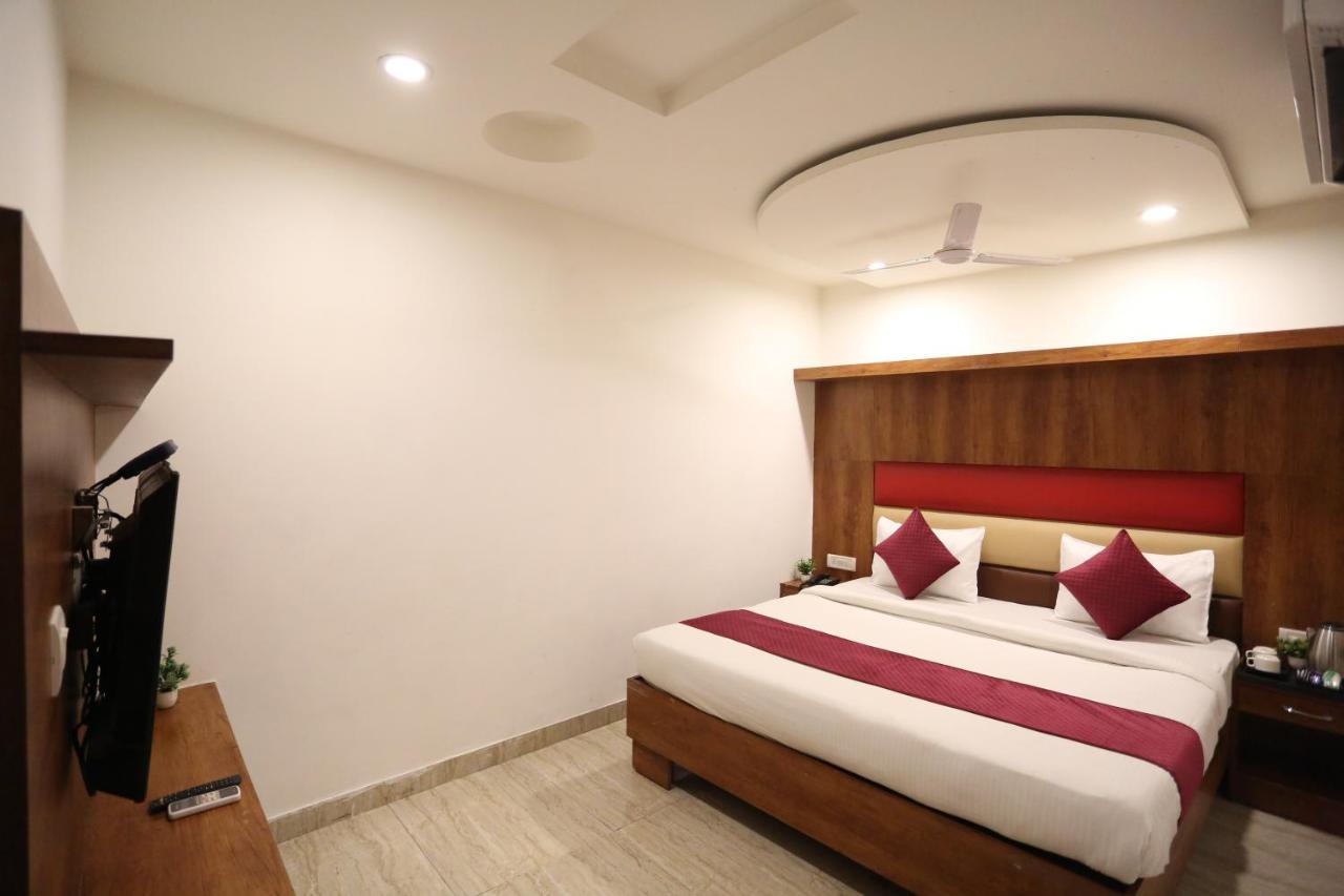 Hotel Sm Suits Near Delhi Airport-Unit By Grand Urban Luxury Nowe Delhi Zewnętrze zdjęcie